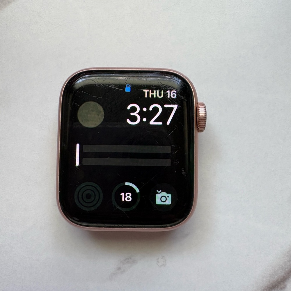 Apple Watch Series 5 - 40mm - Rose Gold